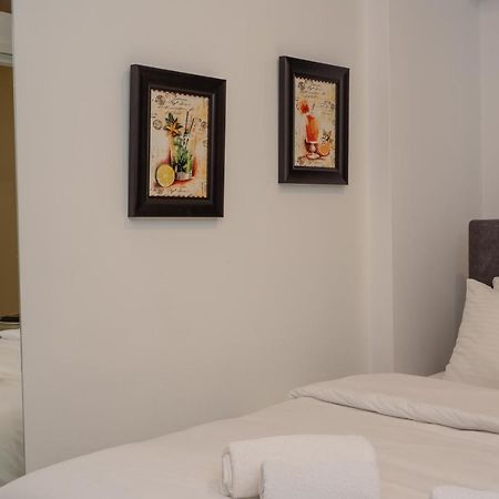 Dema Luxury Suites - Lekka E3 아테네 외부 사진